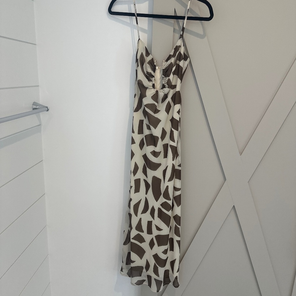 Runaway the Label- Maxi dress - Small